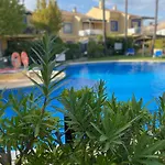 New - Mija Basement Loft Steps From - Perfect For Sun And Sport Seekers בית נופש *