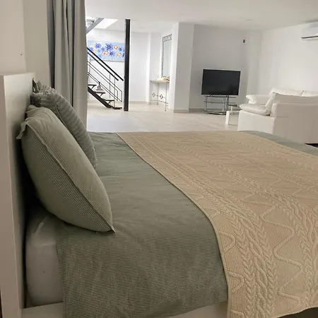 New - Mija Basement Loft Steps From - Perfect For Sun And Sport Seekers Feriehus *