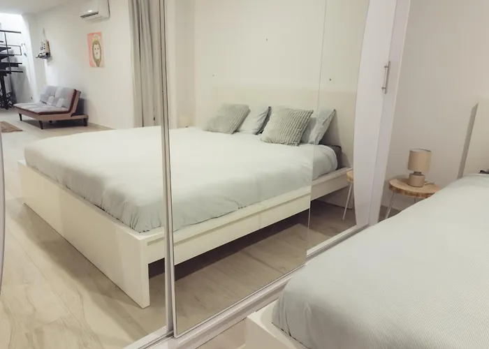 New - Mija Basement Loft Steps From - Perfect For Sun And Sport Seekers * מארבלה